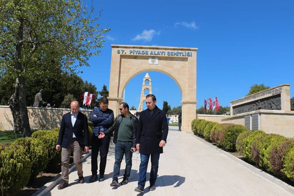 Dumlupınar ve Altıntaş Kaymakamlarının Çanakkale ziyareti 