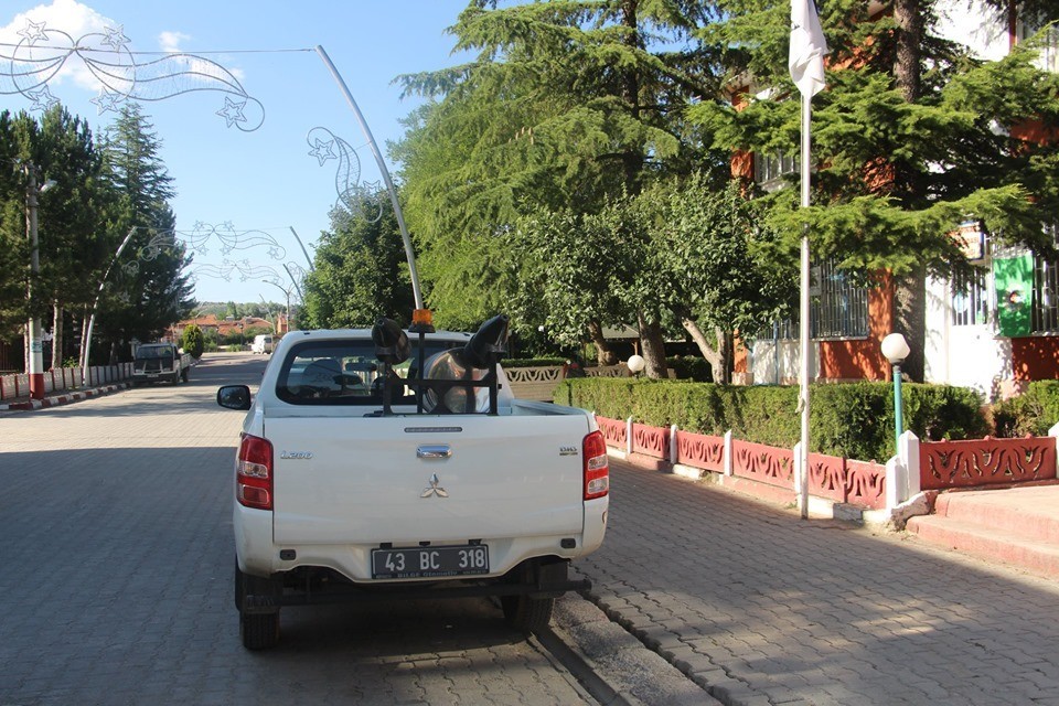 Dumlupınar ve köylerinde haşerelere karşı ilaçlama çalışmaları 