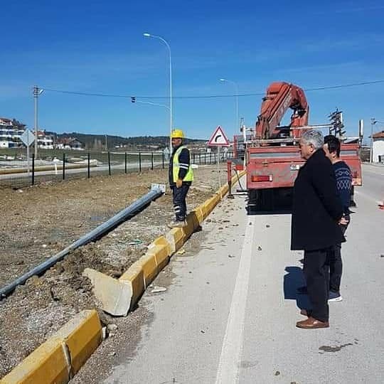 Dumlupınar’da çevre yolu ışıklandırma çalışmaları 