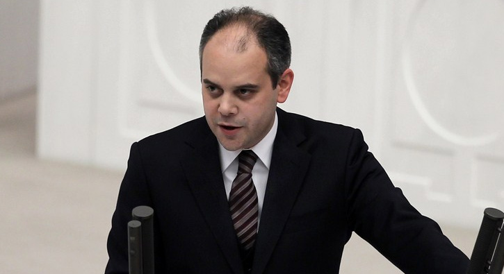 'Dün ne oldu da Hollandada olağanüstü hal ilan ettiniz?'