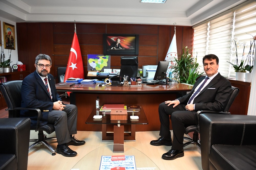 Dündar’dan Sağlık Müdürü Kaşıkçı’ya hayırlı olsun ziyareti 