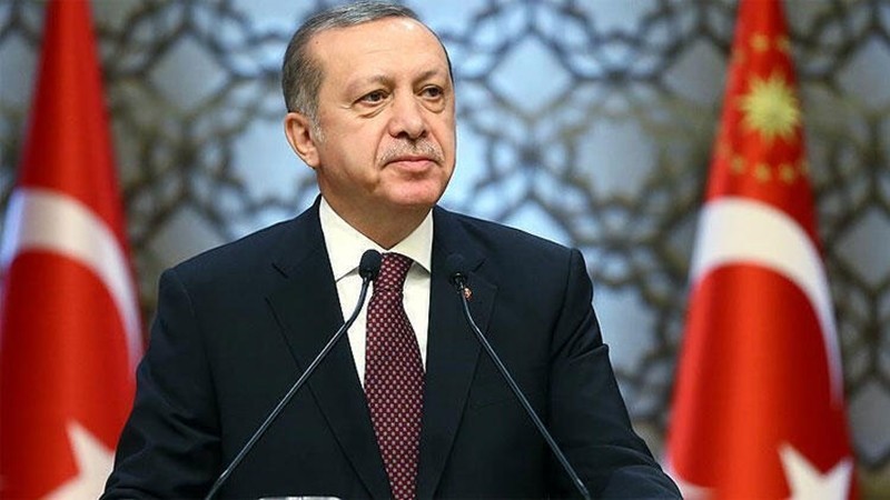 Dünkü provokatif eylem sonrası millet liderini yalnız bırakmadı! Milli şuuru tekrar kazandırdığın için Seninleyiz Erdoğan
