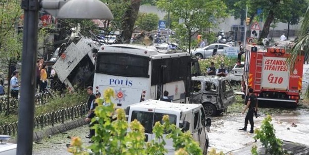 Dünya basını hain saldırıyı böyle duyurdu