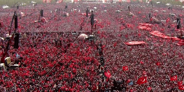 Dünya basını 'milyonları' yüz binler olarak duyurdu!