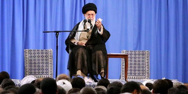 Dünya bekliyordu! Saldırı sonrası Hamaney'den ilk açıklama