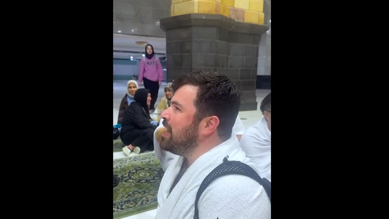 Dünya birincisi hafızdan hayran bırakan performans