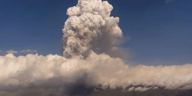 Dünya bu adayı konuşuyor! 24 saatte 300 deprem oldu