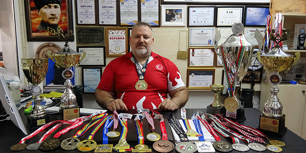 Dünya bu bileği bükemiyor