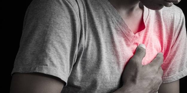 Dünya bunu konuşuyor! Koronavirüs aşısı kalbi mi vuruyor?