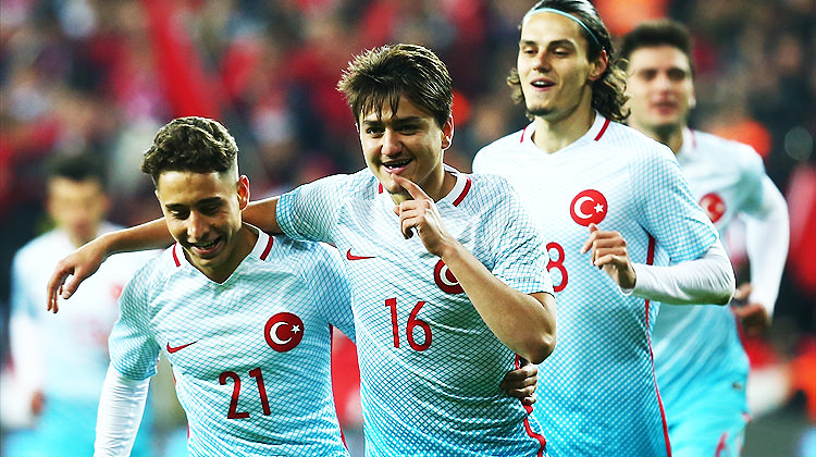 Dünya devi Cengiz Ünder'e talip oldu!