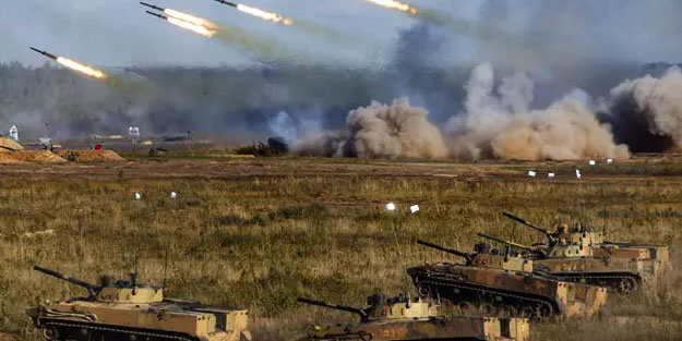 Dünya diken üstünde! Rusya kara operasyonu başlattı! Siviller bölgeden tahliye ediliyor