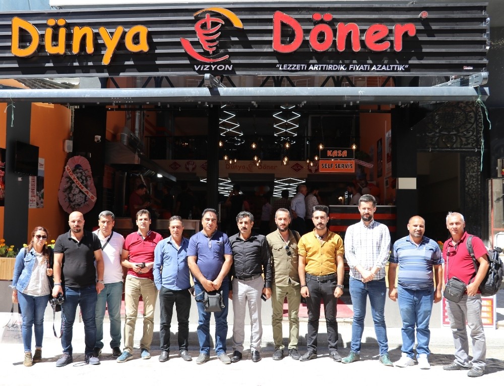 Dünya Döner Van’da şube açtı 