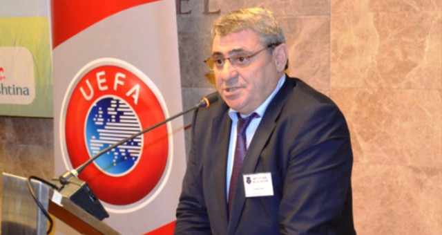 Dünya futbolunun ve Fenerbahçe'nin efsane ismi hayatını kaybetti