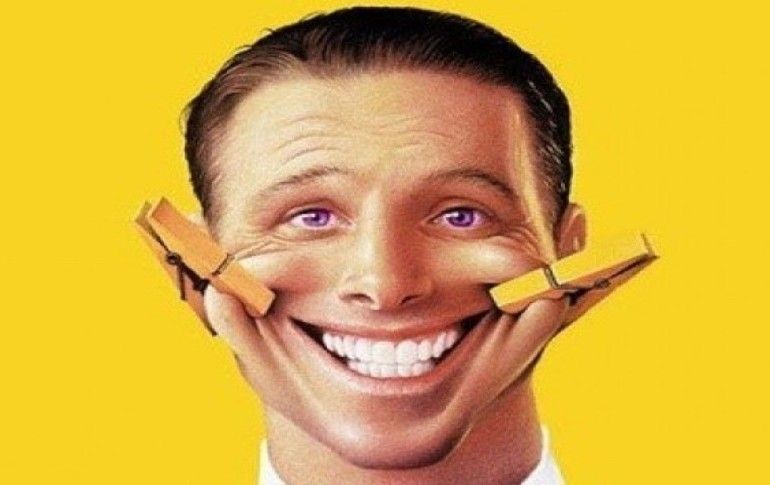 Dünya gülmeyi unuttu! Artık daha az gülüyorlar