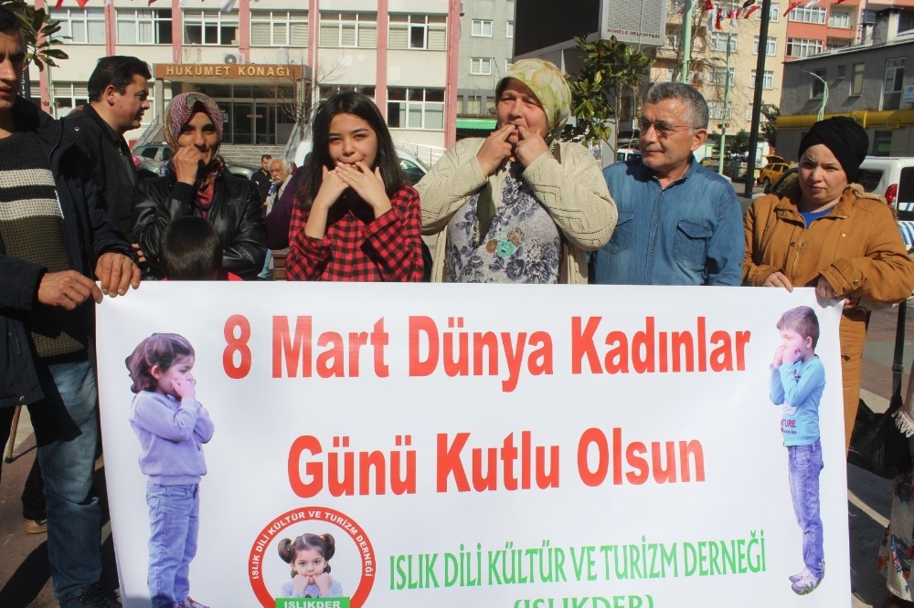 Dünya Kadınlar Günü Giresun’da ıslık dili ile kutlandı 