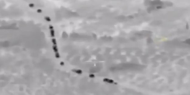 Dünya kamuoyunu sarsacak iddia: Askeri konvoyumuz Rus uçağı tarafından vuruldu