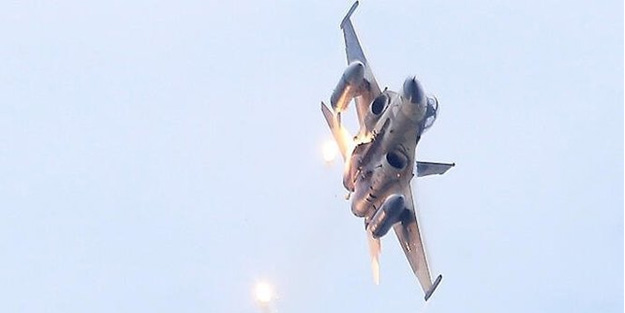 Dünya Karadeniz'deki gerilime kilitlenmişken... O bölgede savaş jetler kalktı savunma sistemleri çalıştı