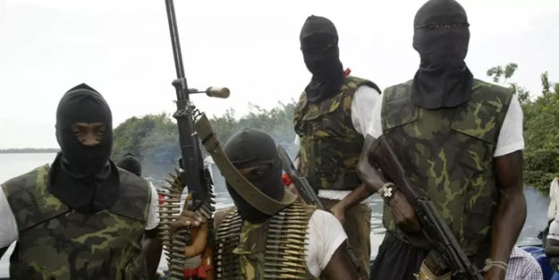 Dünya kaynıyor! ECOWAS, Sierra Leone'ye 1200 asker gönderecek