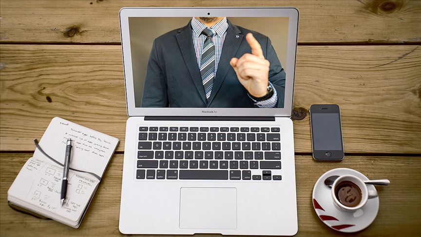 Dünya, Kovid-19 salgınıyla patlama yapan sanal toplantıları tartışıyor