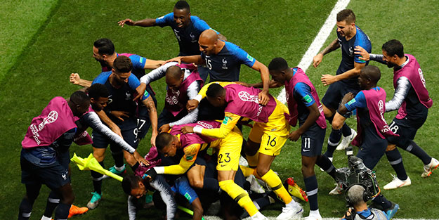 Dünya Kupası sahibini buldu! Fransa iki farkla galip ayrıldı