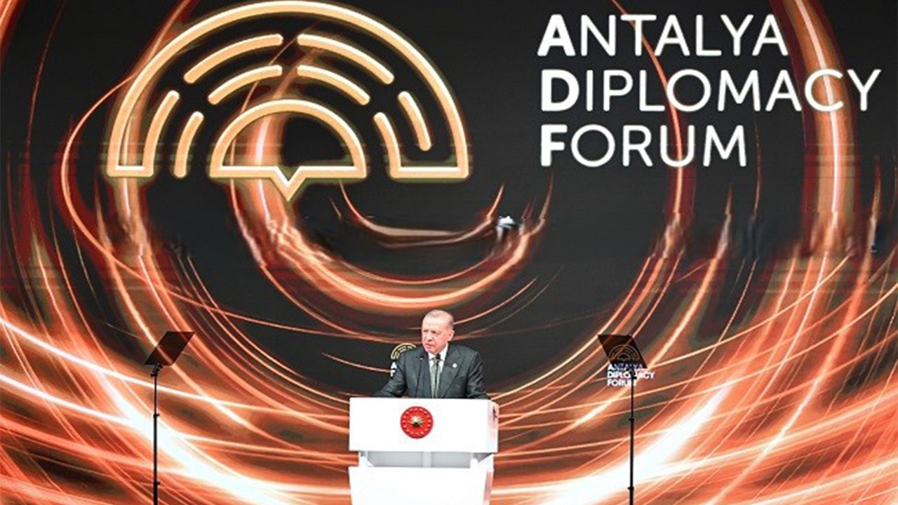 Dünya liderleri Diplomasi Forumu'nda bir araya gelecek Büyük buluşma