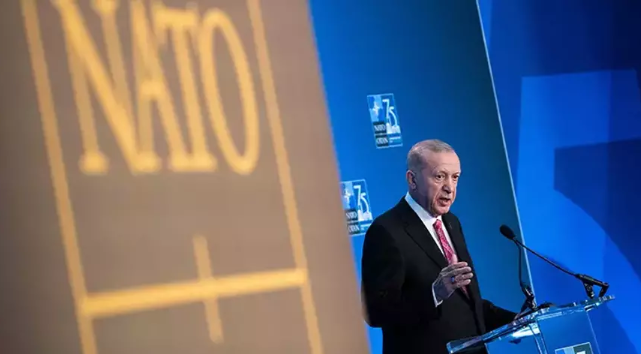 Dünya medyası böyle gördü! Erdoğan Nato’ya meydan okuyor… Politico Türkiye'yi NATO'nun 'kötü çocuğu’ ilan etti.