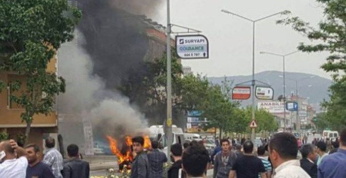 Dünya medyası Sancaktepe'deki kışla saldırısını son dakika olarak geçti