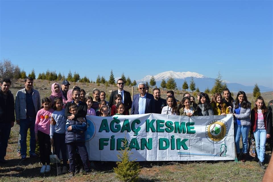 Dünya Ormancılık Günü’nde fidan dikim etkinliği 