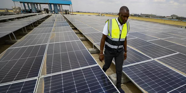 Dünya peşinde: Büyük bir iştahla güneş panellerine tarihi rekor yatırım yapıldı! Enerji alanındaki dev adımlar
