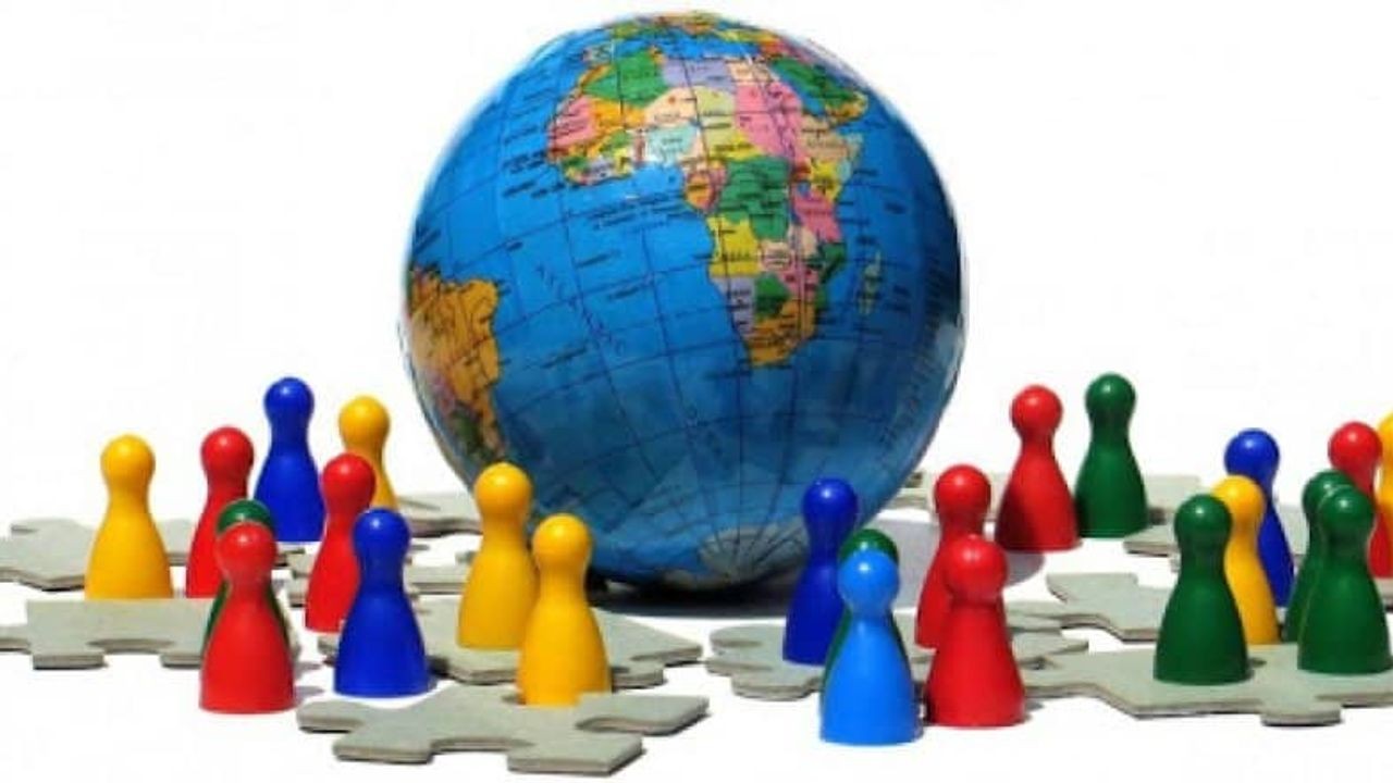 Dünya politikası yapboza döndü! Kim kimi yönetiyor belli değil