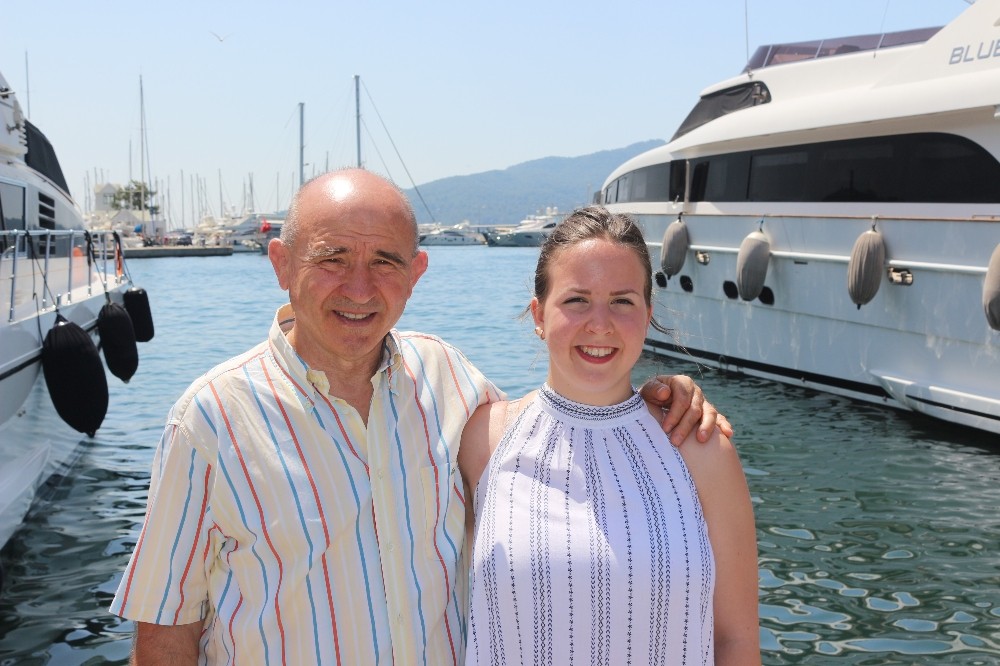 Dünya Şampiyonu Macar güreşçi Toth Marmaris’te tatilde 