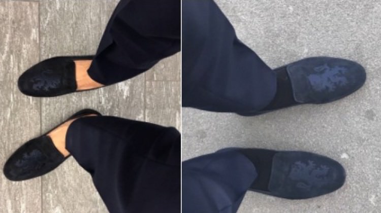 Dünya şampiyonunu locaya çorapsız almadılar