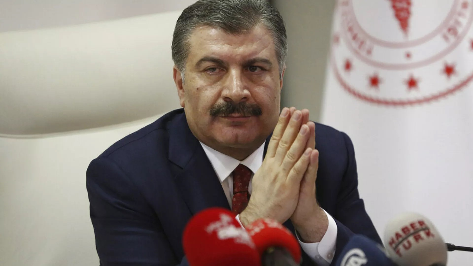 Dünya sarsılıyor! Ama o konuda bizim Sağlık Bakanlığı’ndan çıt yok! Neden?