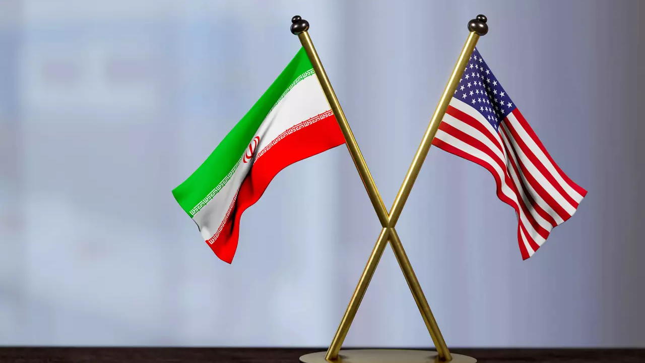 Dünya savaş beklerken İran'dan sürpriz açıklama