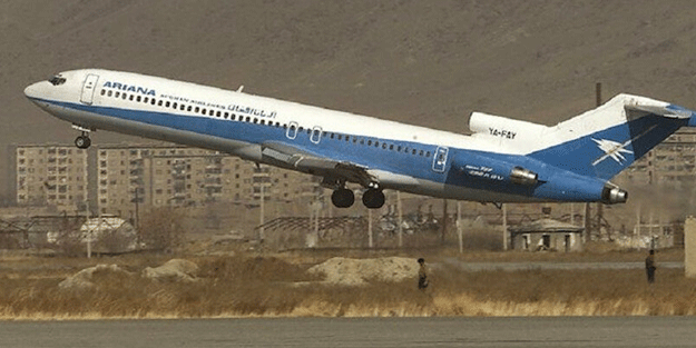 Dünya şokta! Yolcu uçağı düştü