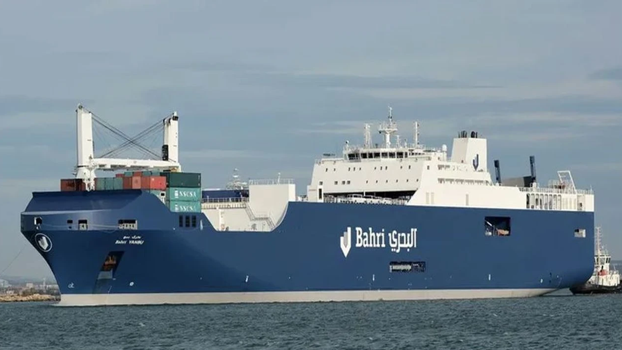 Dünya tersine döndü: İtalyanlardan İsrail'e silah taşıyan Suudi gemisine engel!