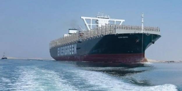 Dünya ticaretine büyük darbe vurmuştu! Ever Given aylar sonra tekrar Süveyş Kanalı'nda
