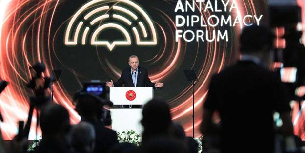 Dünya, Türkiye'yi konuşuyor