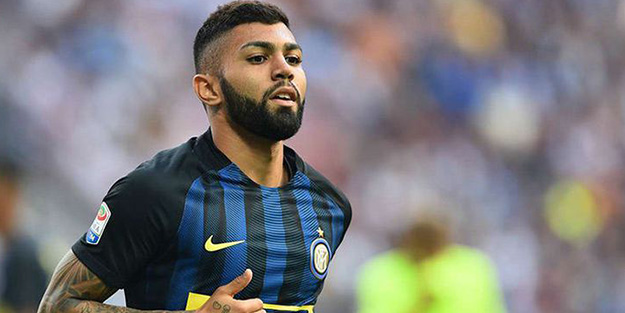 Dünyaca ünlü futbolcu gözaltına alındı