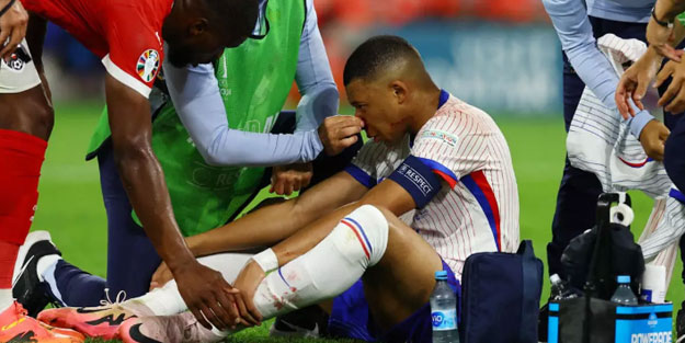 Dünyaca ünlü futbolcu Kylian Mbappe kanlar içinde kaldı