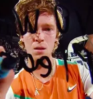 Dünyaca ünlü Rus tenisçi kameraya öyle bir şey yazdı ki...