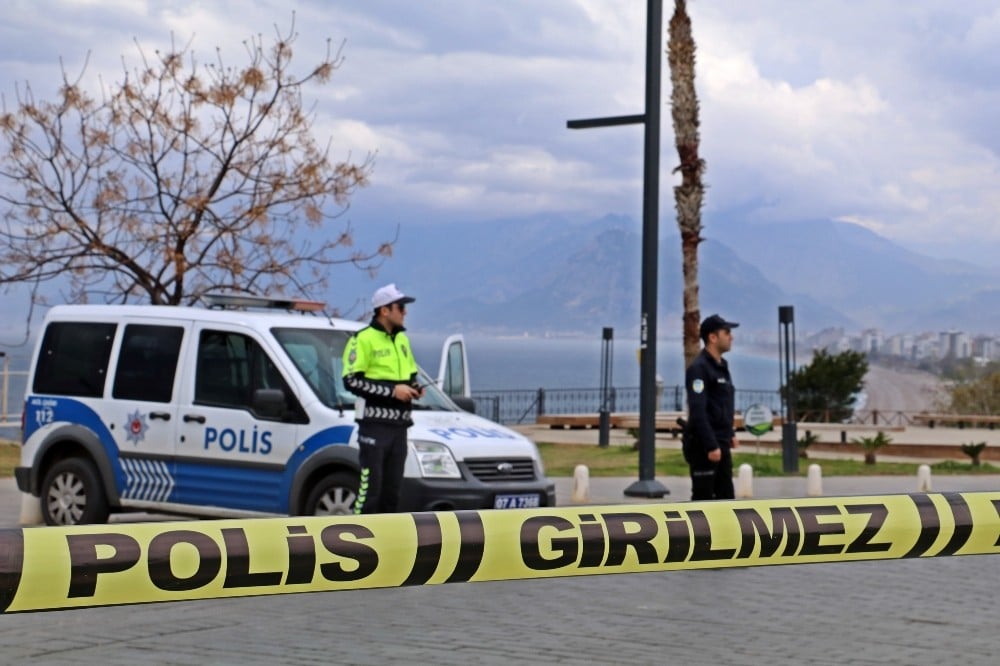 Dünyaca ünlü sahilde in cin top oynuyor 