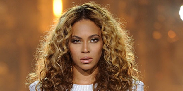 Beyonce, İnşirah Suresi'nden alıntı yaptı