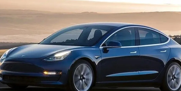 Tesla İlk kez 1,1 milyon aracı geri çağıracak! Dev şirket paylaştı! Ortalık karıştı