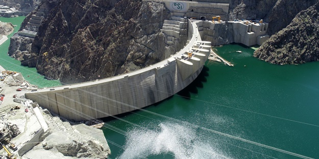 Dünyada 5. sırada! Yusufeli Barajı'nda su yüksekliği 160 metreyi geçti