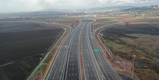 Dünyada bir ilk! TÜBİTAK'tan yapay zekalı otoban projesi