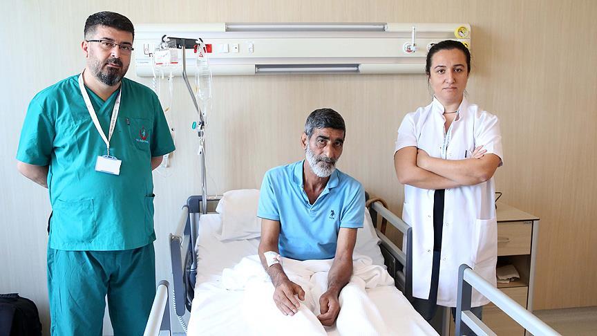 Dünyada çok az uygulanan operasyonla sağlığına kavuştu