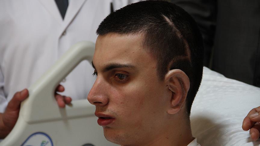 Dünyada ilk kez Türkiye'de kıkırdaktan kulak yapıldı