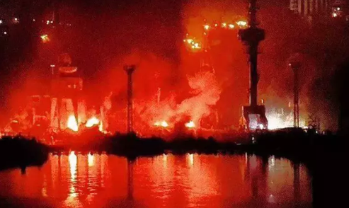 Dünyada son dakika! Rus denizaltısı ve savaş gemisi vuruldu