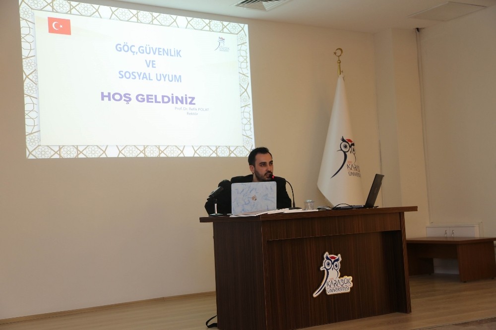 “Dünyadaki en büyük mülteci grubunu Filistinliler oluşturuyor” 